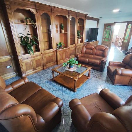 Preciosa Villa Para Grupos Grandes Con Piscina Y Bbq Casarrubios del Monte Exterior foto